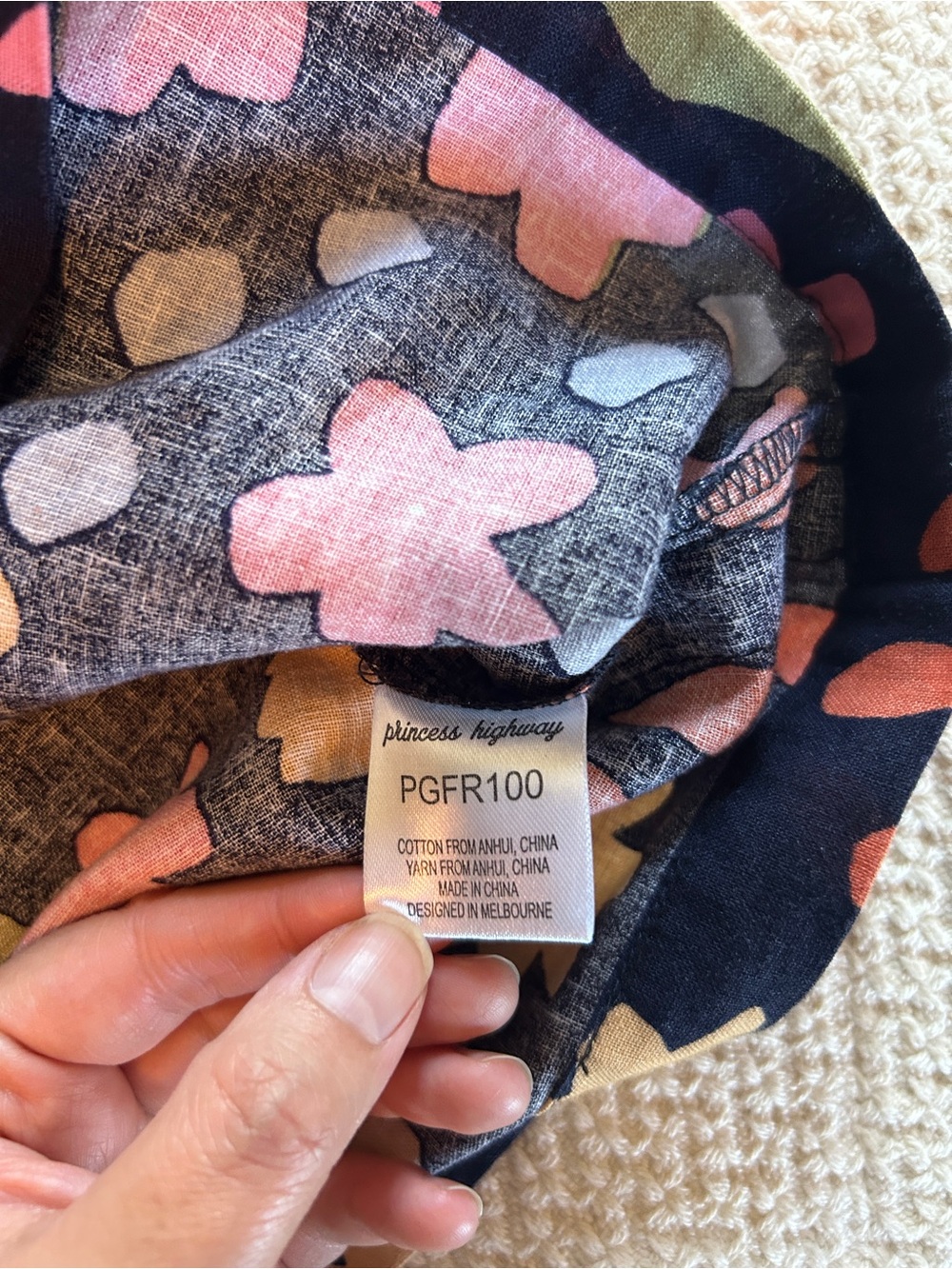 ModCloth (Princess Highway) top - Picture 2 of 4